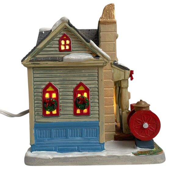 LEMAX Bean Happy Coffee Shop Lighted Porcelain Christmas Village Building 25929 - Picture 6 of 7